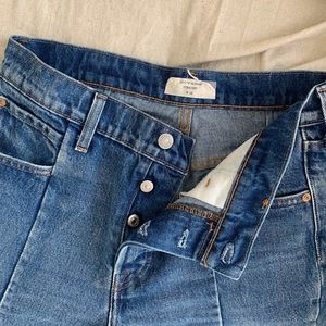 LEVI’S ALTERED STRAIGHT W28